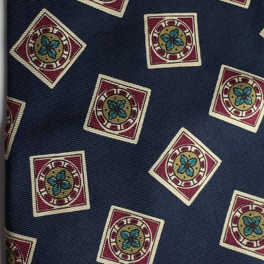 Chaps Ralph Lauren Men Navy Blue Geometric Medallion Cotton Silk Mogador Tie USA